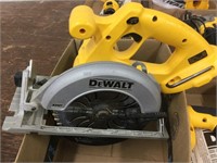 DeWalt saw, no battery