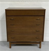 MCM Bassett Furniture tall 4-drawer dresser