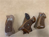 S&W revolver grips set of 3