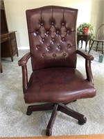 Tufted Back Executive Office Chair