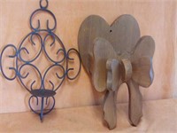 Heart shaped wooden wall decor with insert