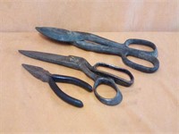 Vintage tools measures 6" - 12"