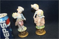 LOT OF TWO DECORATIVE FIGURINES