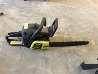 POULAN WOOD SHARK CHAIN SAW, HAS COMPRESSION
