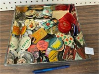 COLLECTIBLE BUTTONS