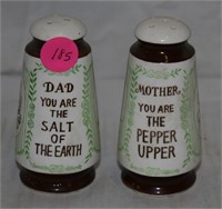 CEREMIC MOTHER AND DAD S/P SHAKERS
