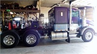 1997 Kenworth T800 Semi Tractor - Conventional,