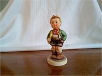 Vintage trumpet boy hummel. 4.5" no damage.