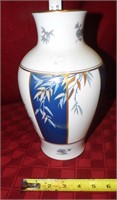 Franklin Mint The Vase of Noble Bamboo 11" COA
