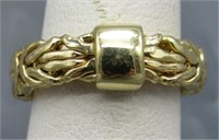 14K Gold Woven Style Ring. Size 7.5