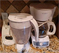 coffee maker and blender
