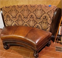 entry way seat