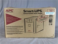 APC Smart-UPS 120V Model 700