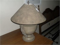 DECORATIVE TABLE LAMP