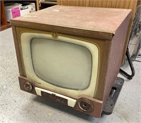Vintage Kit TV -Tube Style -For Parts Only