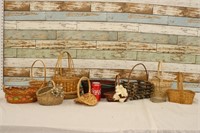 Assorted Vintage Small Basket Lot
