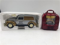 Vintage Toys R Us Coin Bank Car + AM/FM Radio