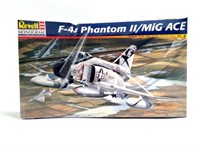 2 Model Airplanes F-4J Phantom