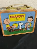 Peanuts metal lunch box
