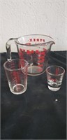 Set of pyrex measuring cups