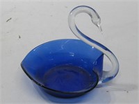 6"x 7"x 6" Blue & Clear Glass Swan Dish