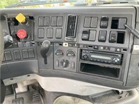 2006 Volvo VNM Day Cab Day Cab *INOP* 2WD