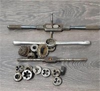 Lot of miscellaneous tap and die pieces
