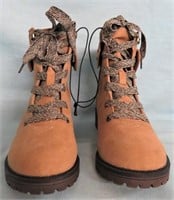 HIGHTOP LACE UP LEATHER HIKING BOOTS*8.5M*WOMENS