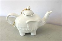 Elephant Teapot 8 1/2" L