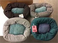 Lot of 4 Small Dog Beds 19in. x 5in.
