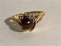 10 K Gold, Diamond and Pearl Ring