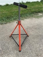 Adjustable Work Support Stand