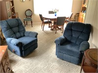 (2) Matching Recliners