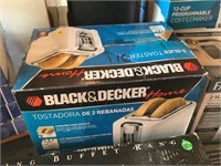 Black & Decker Toaster in Box