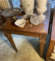 PAIR OF WOODEN SIDE TABLES 22HX20DX28W EACH