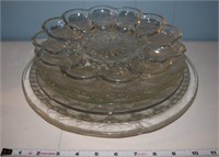(6) Vtg clear glass plates incl deviled egg tray