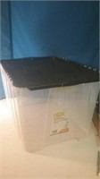 12 gallon flip top tote with black lid