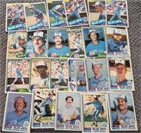MIXED LOT OF EARLY 1980S OPC BLUE JAYS CARDS