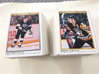 OPC PREMIER HOCKEY LOT OF ABOUT 200 CARDS - 1990