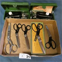 Singer Sewing Attachments & Pinking Shears