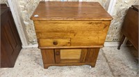 Early Maple Lift Top Washstand