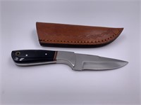 Spear point knife with steel bolsters corn scales,