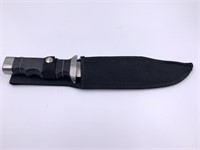 Frost cutlery camp knife with steel guard and pumm