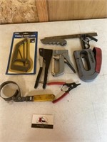 Staple guns