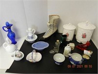 WEDGEWOOD CREAM + SUGAR, ASSORTED COLLECTIBLES