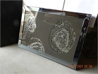 MIRRORED WALL DÉCOR APPROX 39"X27" ,ALL ITEMS