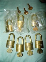 7 Pc WB Brass Locks w/Keys All Keyed Alike