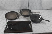 Cookware lot! Including 2 pieces of cast iron!