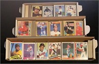 (2,400) 1981-87 Baseball Cards