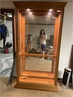 Lighted oak display case with 1 mirrored and 3